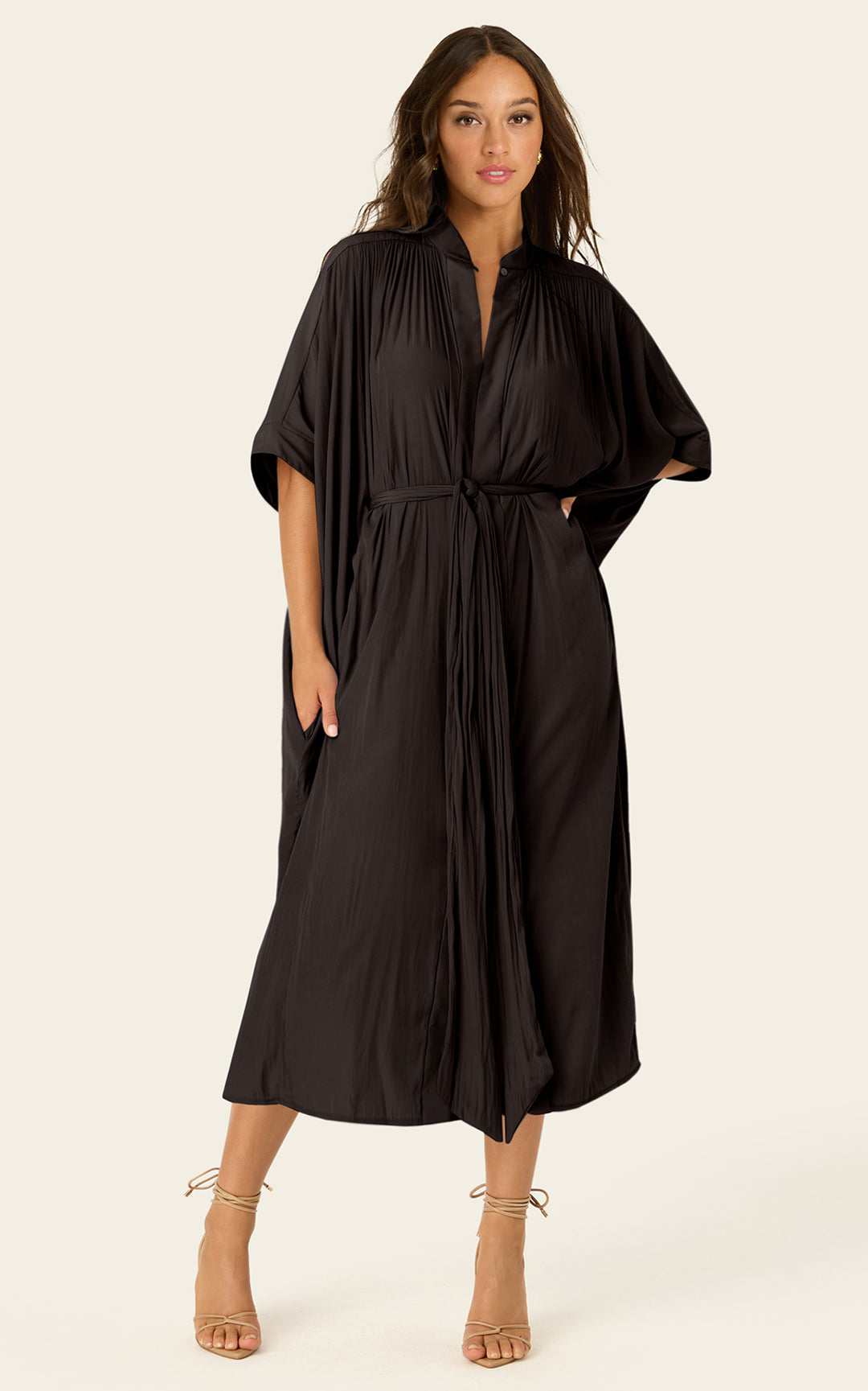 The Multiwear Shirt Dress - Black, Grande