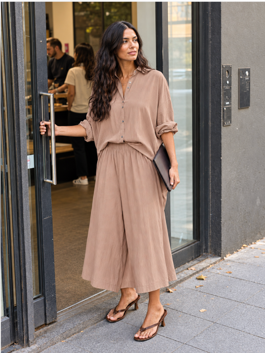 The Luxe Culotte Short - Chai Chameau