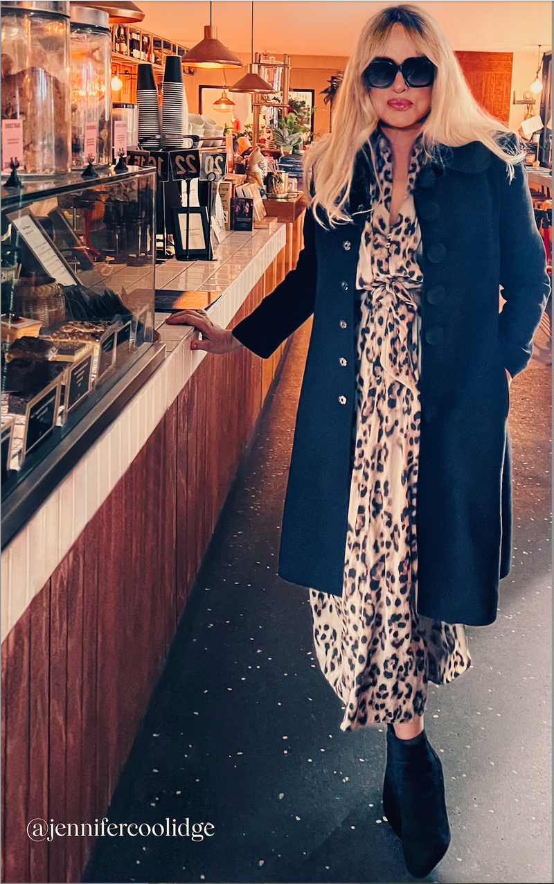 The Multiwear Shirt Dress - Snow Leopard, Grande